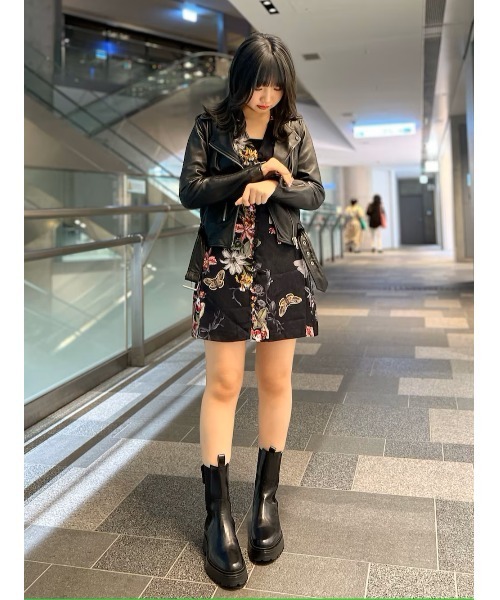 ALLSAINTS（オールセインツ）の「AMBER LEATHER BOOTS | AMBER レザー ブーツ（ブーツ・レディース・ブラック・UK5/UK4/UK3/UK6）」の15枚目の写真