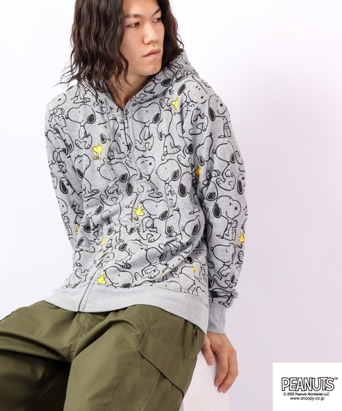 PEANUTS(ピーナッツ)の「PEANUTS スヌーピー スウェット パーカー 裏毛(パーカー・レディース・ブラック/杢グレー/ネイビー/チャコール・L/M/S)」の17枚目の写真