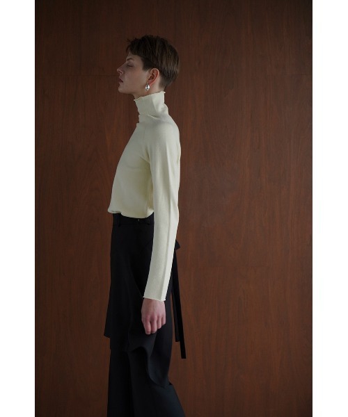 CLANE（クラネ）の「ROLL H/N KNIT TOPS（ニット/セーター・レディース・ブラック/テラコッタ/アイボリー・1/2）」の6枚目の写真