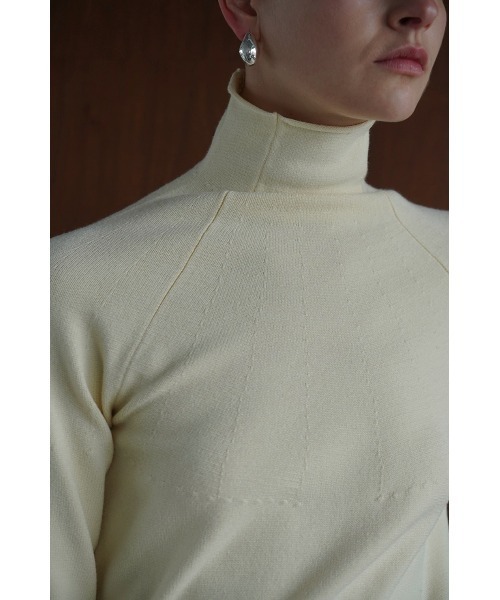 CLANE（クラネ）の「ROLL H/N KNIT TOPS（ニット/セーター・レディース・ブラック/テラコッタ/アイボリー・1/2）」の10枚目の写真