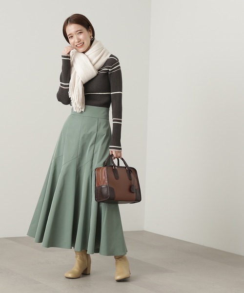 N.（N. Natural Beauty Basic）（エヌエヌナチュラルビューティーベーシック）の「【横田ひかるさん着用】◆マルチボーダーハイネックリブニット（ニット/セーター・レディース・ベージュ/グレー/オフホワイト・MEDIUM）」の4枚目の写真