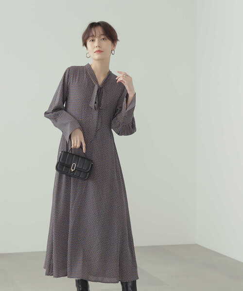 N.(N. Natural Beauty Basic)(エヌエヌナチュラルビューティーベーシック)の「◆キカナロータイマキシワンピース(ワンピース・レディース・ブルー系その他/ブラック系その他・MEDIUM)」の17枚目の写真