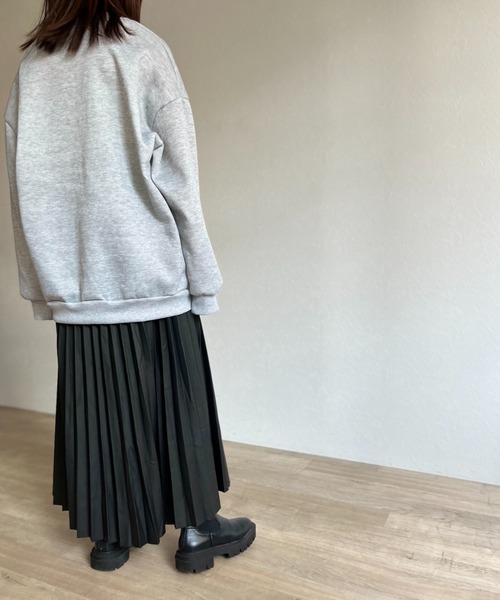 ISOOK（アイスー）の「【ZOZO限定】Our.logo sweat / Our.ロゴスウェット（スウェット・レディース・グレー/エメラルドブルー・FREE）」の17枚目の写真