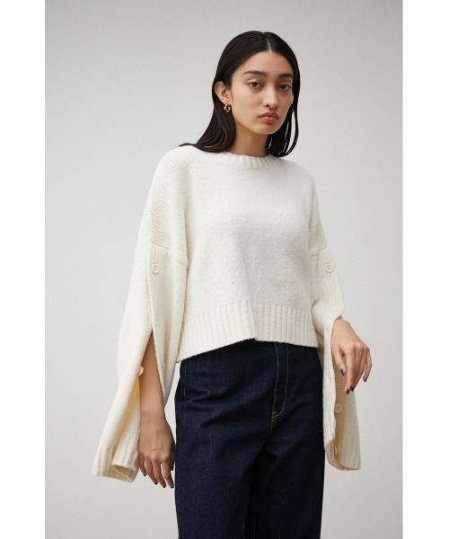 AZUL by moussy（アズールバイマウジー）の「2WAY BUTTON DESIGN SLEEVE KNIT/2WAYボタンデザインスリーブニット（ニット/セーター・レディース・オフホワイト/グレー/ネイビー・FREE）」の5枚目の写真
