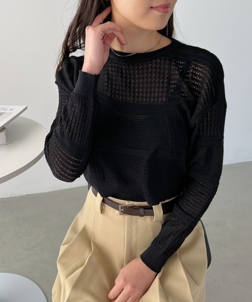 CLEA(クレア)の「かぎ編みニットクロップド丈プルオーバー(ニット/セーター・レディース・ベージュ/ホワイト/ブラック・FREE)」の3枚目の写真