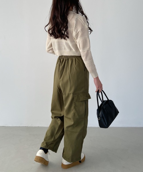CLEA(クレア)の「かぎ編みニットクロップド丈プルオーバー(ニット/セーター・レディース・ベージュ/ホワイト/ブラック・FREE)」の6枚目の写真