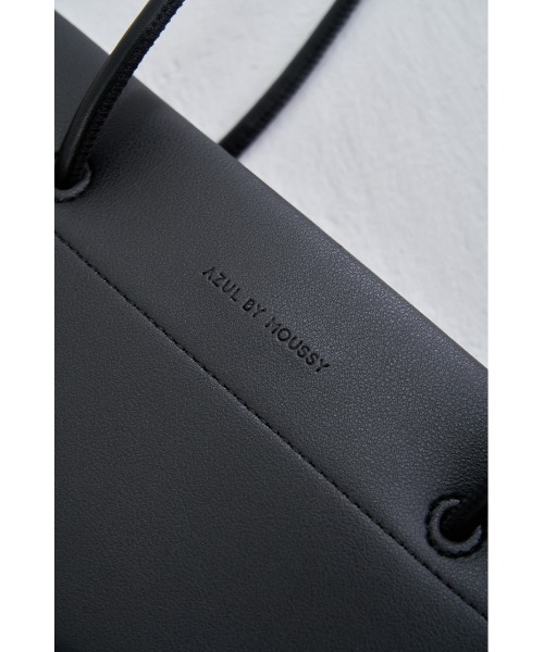 AZUL by moussy(アズールバイマウジー)の「NARROW HANDLE SHOPPER BAG Ⅲ/ナローハンドルショッパーバッグⅢ(トートバッグ・レディース・ブラック/ライトグリーン/アイボリー/オレンジ/ホワイト系その他・FREE)」の19枚目の写真