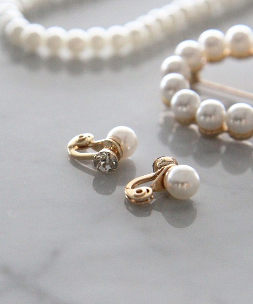 LEPSIM（レプシィム）の「パールクリップ　176577（イヤリング・レディース・ホワイト系その他3/ホワイト系その他/ホワイト系その他2・ONE SIZE）」の2枚目の写真