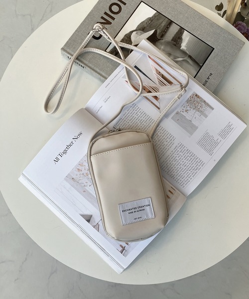 AS KNOW AS plus（アズノゥアズプラス）の「○シード マルチショルダーバッグ（ショルダーバッグ・レディース・グレー/アイボリー/ブラック・FREE）」の11枚目の写真