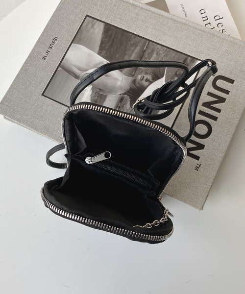 AS KNOW AS plus（アズノゥアズプラス）の「○シード マルチショルダーバッグ（ショルダーバッグ・レディース・グレー/アイボリー/ブラック・FREE）」の5枚目の写真