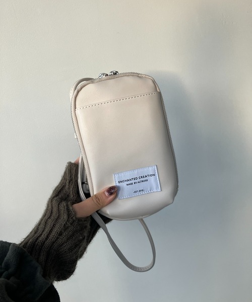 AS KNOW AS plus（アズノゥアズプラス）の「○シード マルチショルダーバッグ（ショルダーバッグ・レディース・グレー/アイボリー/ブラック・FREE）」の12枚目の写真