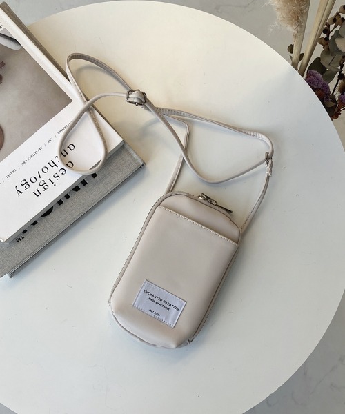 AS KNOW AS plus（アズノゥアズプラス）の「○シード マルチショルダーバッグ（ショルダーバッグ・レディース・グレー/アイボリー/ブラック・FREE）」の16枚目の写真