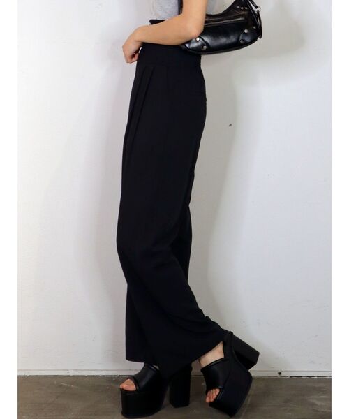 EMODA(エモダ)の「スーパーハイウエストワイドパンツ(その他パンツ・レディース・ブラック/その他/ベージュ・SMALL/MEDIUM)」の17枚目の写真