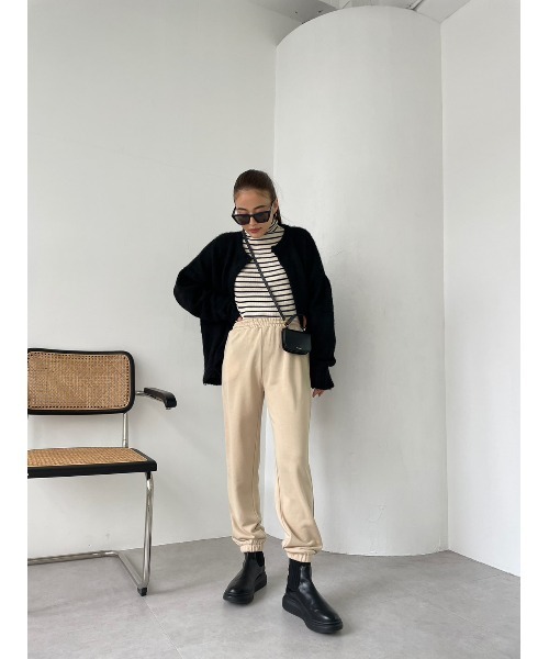 TRUNC（トランクエイティーエイト）の「Slim Fit Jogger Pants（スウェットパンツ・レディース・ブラック/ベージュ・SMALL/MEDIUM）」の21枚目の写真