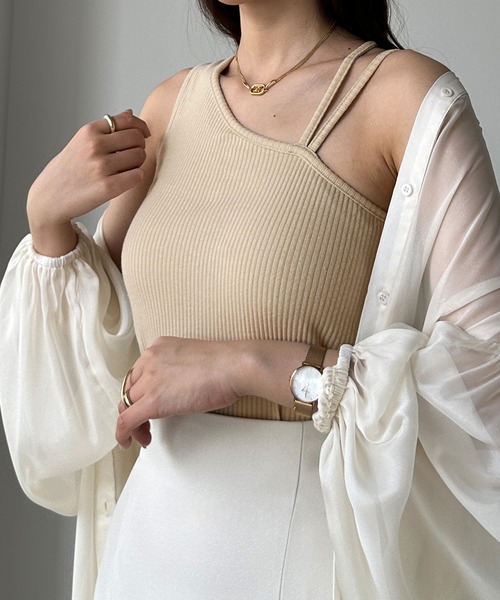 Louere（ルエレ）の「【取り外し可能パット付き】アシメショルダータンクトップ（タンクトップ・レディース・ブラック/ライトベージュ/ライトブラウン/ブラウン/ホワイト・MEDIUM/LARGE）」の7枚目の写真