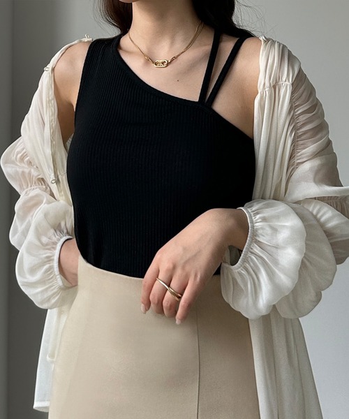 Louere（ルエレ）の「【取り外し可能パット付き】アシメショルダータンクトップ（タンクトップ・レディース・ブラック/ライトベージュ/ライトブラウン/ブラウン/ホワイト・MEDIUM/LARGE）」の8枚目の写真