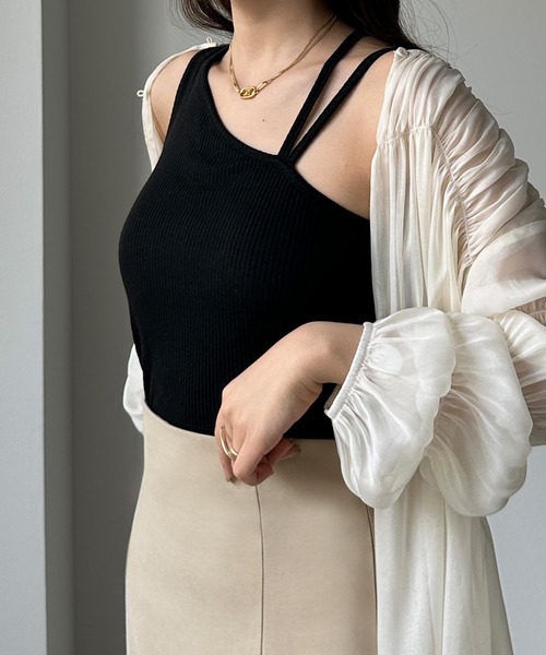 Louere（ルエレ）の「【取り外し可能パット付き】アシメショルダータンクトップ（タンクトップ・レディース・ブラック/ライトベージュ/ライトブラウン/ブラウン/ホワイト・MEDIUM/LARGE）」の9枚目の写真