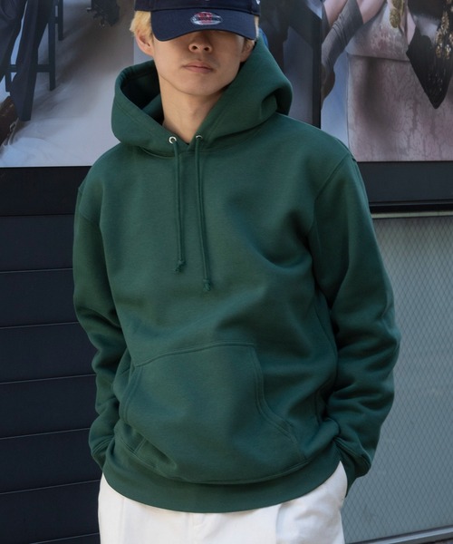 United Athle（ユナイテッドアスレ）の「しっかり厚手、ふんわり柔らか！【United Athle】T/C sweat pull over hoodie / スウェット プルオーバー パーカー 裏起毛 5618（パーカー・メンズ・サンドベージュ/ヘザーグレー/グリーン/ブラック/ダークブラウン/ネイビー/オリーブ/パープル/レッド/ホワイト/アッシュ/バーガンディー/ロイヤルブルー/オレンジ/ダークグレー/スミクロ/スモーキーグリーン系/ナチュラル/インディゴブルー・M/XL/L/S/XXL）」の11枚目の写真