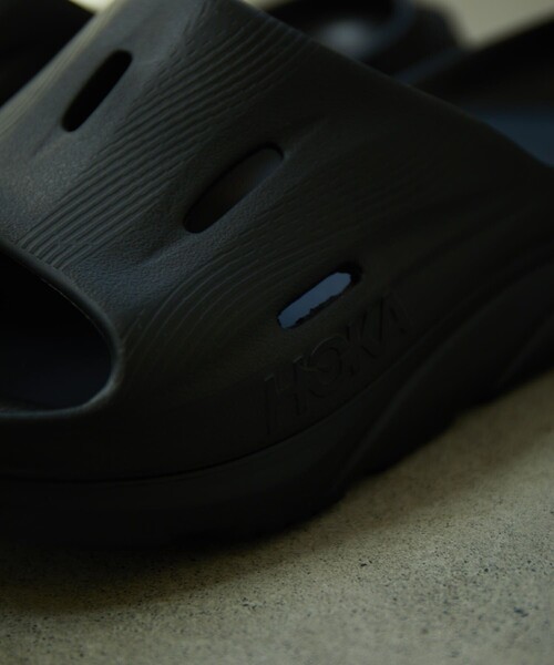 HOKA（ホカ）の「HOKA ONE ONE/ホカオネオネ ORA RECOVERY SLIDE 3/オラ リカバリー スライド 3（サンダル・メンズ・ブラック/グレー・9/8/10）」の10枚目の写真