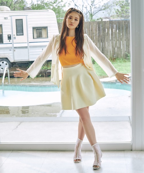 EIMY ISTOIRE（エイミーイストワール）の「シャイニーランダムリブニットキャミ（ニット/セーター・レディース・グリーン/ホワイト/イエロー/オレンジ/ブラック・FREE）」の7枚目の写真