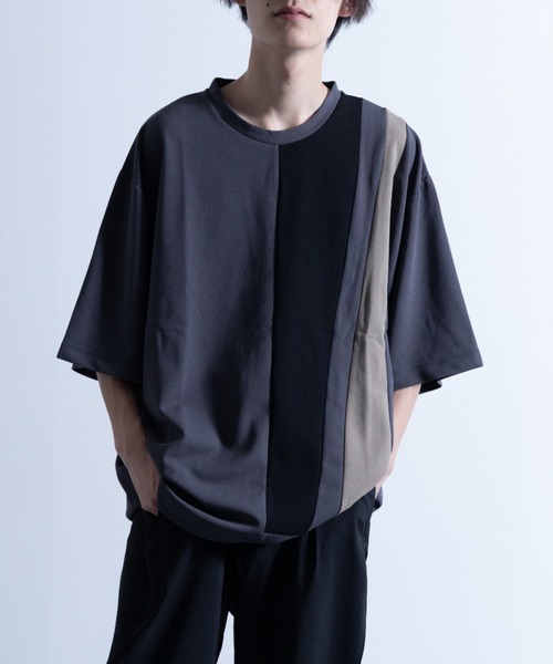 NYLAUS（ナイラス）の「ストレッチアムンゼン ブロックライン切り替え ショートスリーブ ビッグTシャツ（Tシャツ/カットソー・メンズ・ブラック/グレイッシュベージュ/グレイッシュブルー/ホワイト/チャコール・M/L）」の3枚目の写真