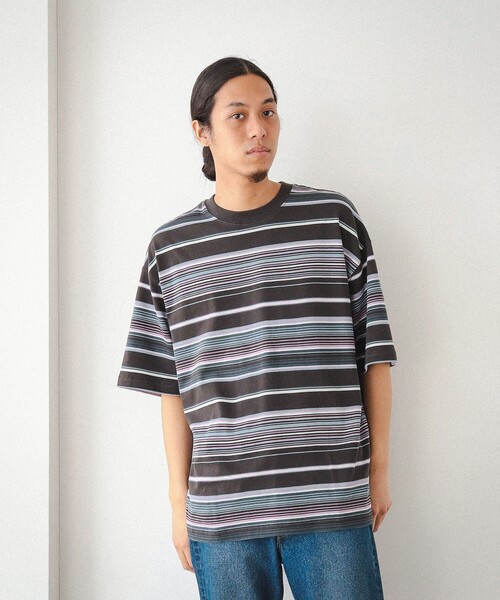 BEAMS（ビームス）の「BEAMS / マルチボーダー Tシャツ（Tシャツ/カットソー・メンズ・ホワイト/ナチュラル/ブラック・M/L/S/XL）」の7枚目の写真