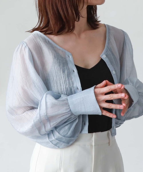 archives(アルシーヴ)の「2WAYコンパクトシアーブラウス(シャツ/ブラウス・レディース・ブラック/ブルー/オレンジ/オフホワイト・MEDIUM)」の3枚目の写真