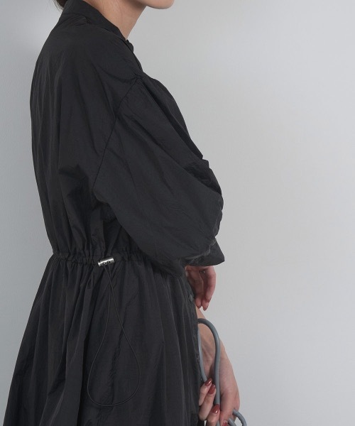 lawgy（ラウジー）の「drawstring waist op（ワンピース・レディース・ベージュ/ブラック/ホワイト・FREE）」の19枚目の写真