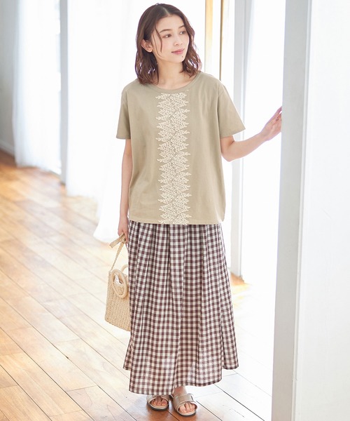 Viola e Viola（ヴィオラエヴィオラ）の「ガーデンレースプルオーバー（Tシャツ/カットソー・レディース・ブラック/ベージュ/ブルー・XX-LARGE/LARGE/X-LARGE/MEDIUM）」の9枚目の写真