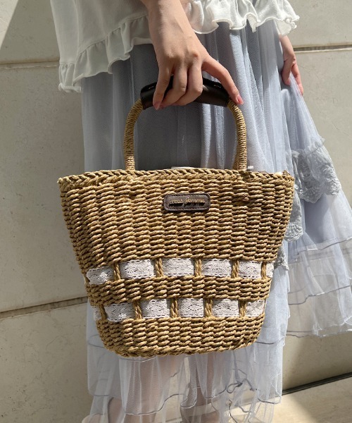 axes femme（アクシーズファム）の「ペーパー×レースかごバッグ（かごバッグ・レディース・ベージュ/ブラウン/ブラック・FREE）」の2枚目の写真