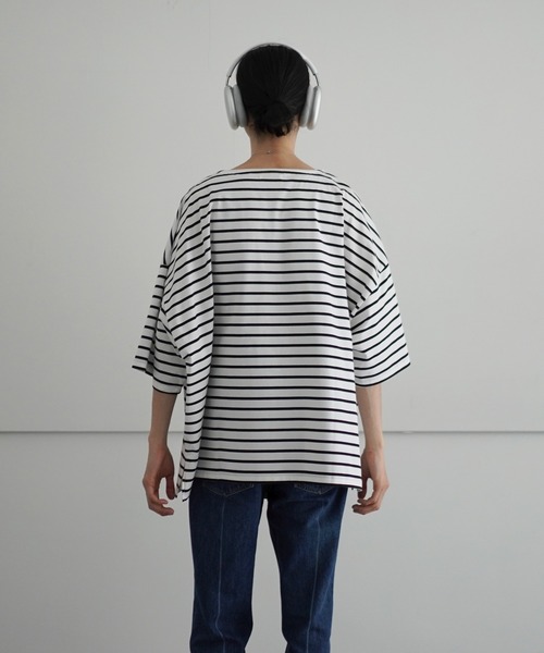 WhoWhat(フーワット)の「who what 5X CUT-SEW <SHORT SLEEVE>(Tシャツ/カットソー・メンズ・ホワイト×ブラック/ブラック×ホワイト・F)」の7枚目の写真