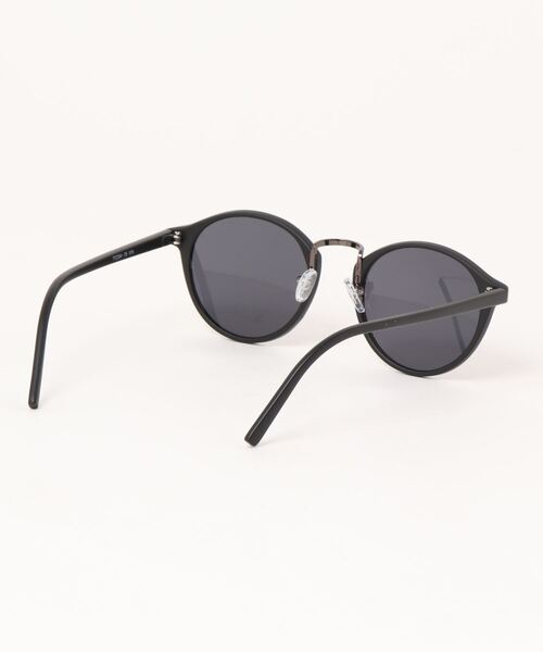 Revo.（レボ）の「＜AGNES＞BOSTON  MAT FLAME COLOR LENS SUNGLASSES / 'アニエス' ボストン マットフレーム サングラス カラーレンズ  UVカット【ケース付き】（サングラス・メンズ・ブラック/ライトグリーン/グリーン系その他/グリーン/ライトブルー・FREE）」の7枚目の写真