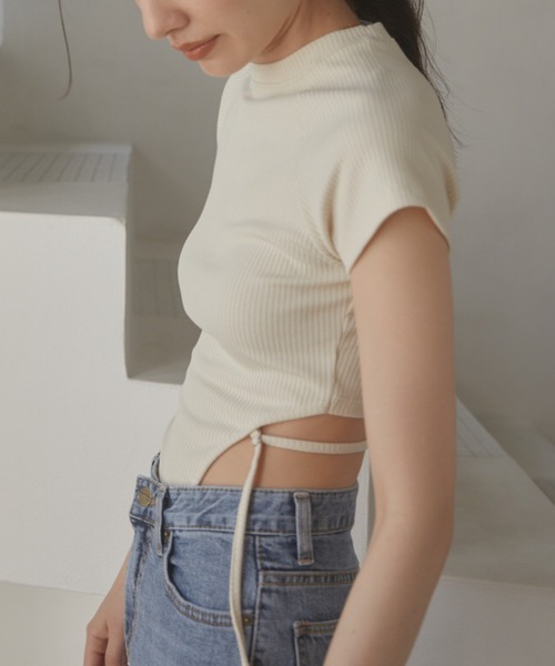 ACYM(アシーム)の「Side strap mini トップス(Tシャツ/カットソー・レディース・ブラック/カーキ/アイボリー・FREE)」の11枚目の写真