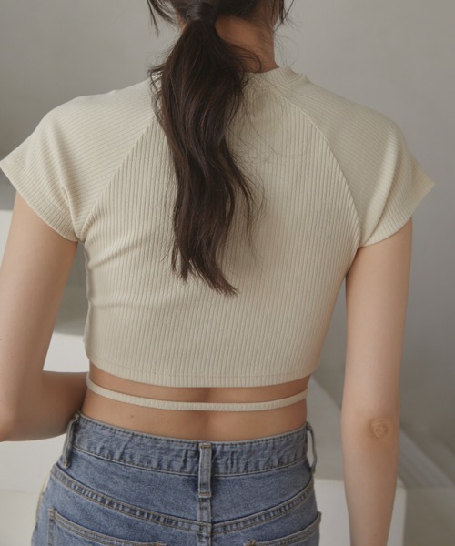 ACYM(アシーム)の「Side strap mini トップス(Tシャツ/カットソー・レディース・ブラック/カーキ/アイボリー・FREE)」の18枚目の写真