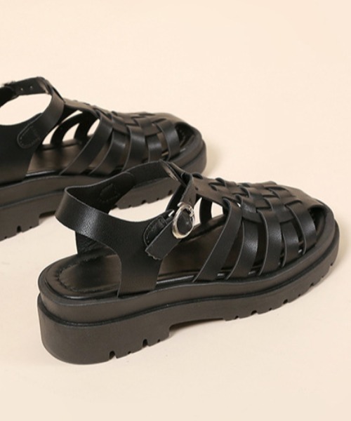 mebole(メボレ)の「トラックソールグルカサンダル(サンダル・レディース・ホワイト/ブラック・SMALL/MEDIUM/LARGE)」の8枚目の写真