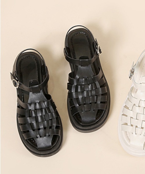 mebole(メボレ)の「トラックソールグルカサンダル(サンダル・レディース・ホワイト/ブラック・SMALL/MEDIUM/LARGE)」の5枚目の写真