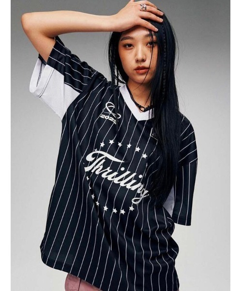 runningHIGH（ランニングハイ）の「韓国ブランド  runningHIGH ランニングハイ MOTOR CYCLE JERSEY H/S TOP  半袖Tシャツ ユニフォームシャツ 半袖トップス VネックTシャツ 半袖  韓国ファッション（Tシャツ/カットソー・レディース・ブラック/ホワイト/グレー・ONE SIZE）」の18枚目の写真