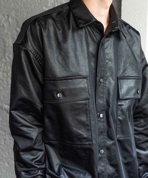 Enharmonic TAVERN（エンハーモニックタヴァーン）の「Leatherlike satin shirt（シャツ/ブラウス・メンズ・ホワイト/ブラック・44/46/48）」の9枚目の写真