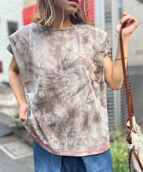 mi via loca（ミヴィアロカ）の「タイダイ配色ステッチ タックデザインTシャツ（Tシャツ/カットソー・レディース・ブラウン/ブラック・FREE）」の22枚目の写真