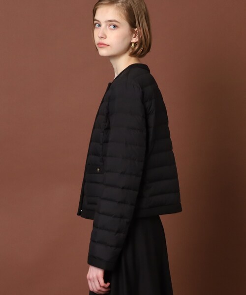 DRESSTERIOR（ドレステリア）の「◆【CLASSY.11月号掲載】ノーカラーライトダウンジャケット（ダウンジャケット/コート・レディース・ブラック・34/36/38）」の4枚目の写真