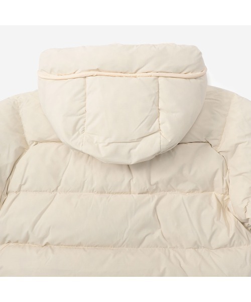 Timberland（ティンバーランド）の「レディース リサイクル ダウン パファー ジャケット（ダウンジャケット/コート・レディース・ブラック/ホワイト・LARGE/MEDIUM/SMALL）」の6枚目の写真