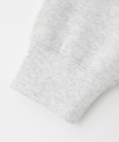 LOWRYS FARM（ローリーズファーム）の「シンプルロゴウラケロングスリーブ　966724（スウェット・キッズ・ネイビー/グレー/チャコールグレー/アイボリー/ブルー系その他/ホワイト/レッド/グレー系その他・110cm/150cm/140cm/120cm/130cm）」の14枚目の写真