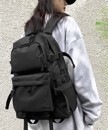 【撥水/大容量サイズ】縦型ボックススクエアブラックバックパック/リュック/トラベルバッグ
