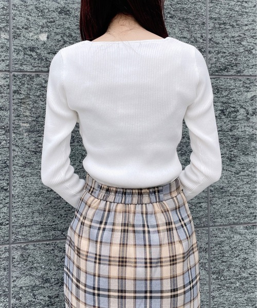 one way（ワンウェイ）の「ビット付きテレコニット（ニット/セーター・レディース・ブラック/ベージュ/ホワイト/グレー/ピンク/ホワイト×ブラック・FREE）」の10枚目の写真