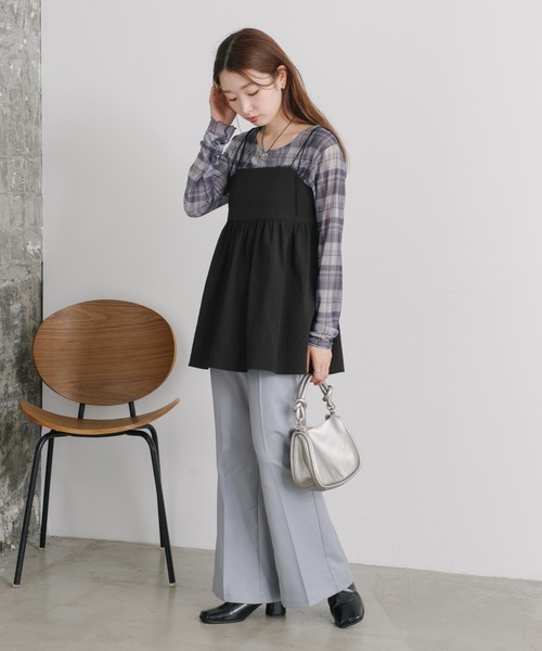 Kastane（カスタネ）の「【2サイズ展開/WEB限定カラーあり】ヘムプリーツスラックス（スラックス・レディース・ブラック/グレー/サックスブルー/ブラウン・0/1）」の18枚目の写真