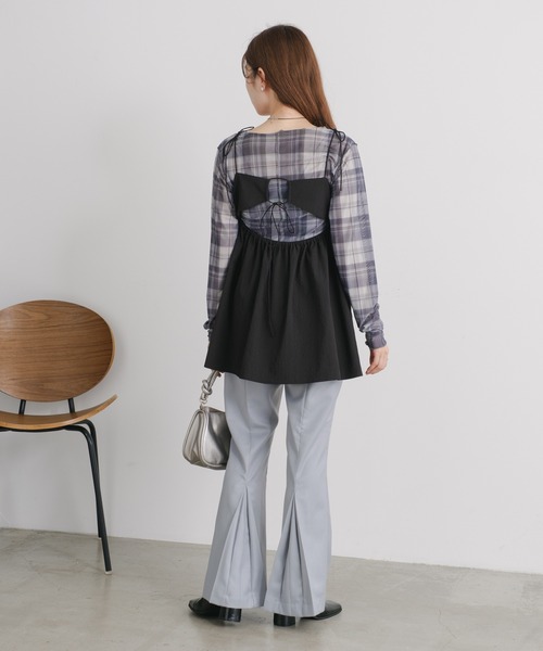 Kastane（カスタネ）の「【2サイズ展開/WEB限定カラーあり】ヘムプリーツスラックス（スラックス・レディース・ブラック/グレー/サックスブルー/ブラウン・0/1）」の19枚目の写真