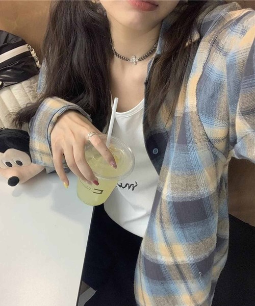 NANEA（ナネア）の「微起毛ドロップショルダーチェックシャツ（シャツ/ブラウス・レディース・ブルー・SMALL/MEDIUM/LARGE/X-LARGE）」の2枚目の写真