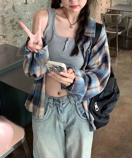 NANEA（ナネア）の「微起毛ドロップショルダーチェックシャツ（シャツ/ブラウス・レディース・ブルー・SMALL/MEDIUM/LARGE/X-LARGE）」の5枚目の写真