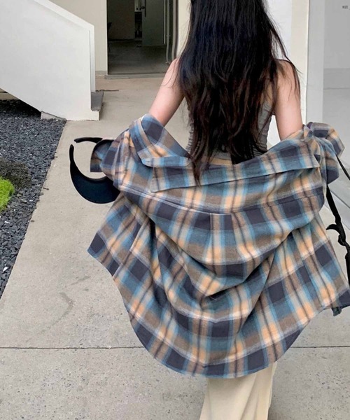NANEA（ナネア）の「微起毛ドロップショルダーチェックシャツ（シャツ/ブラウス・レディース・ブルー・SMALL/MEDIUM/LARGE/X-LARGE）」の9枚目の写真