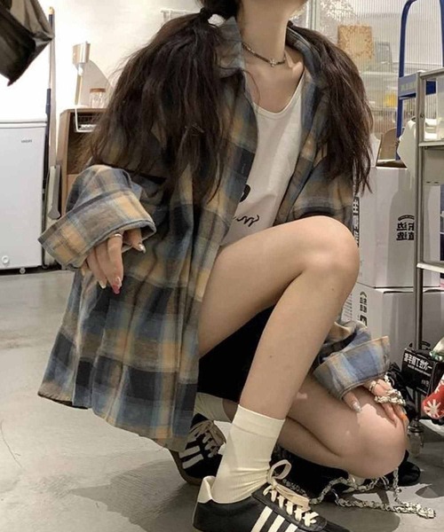 NANEA（ナネア）の「微起毛ドロップショルダーチェックシャツ（シャツ/ブラウス・レディース・ブルー・SMALL/MEDIUM/LARGE/X-LARGE）」の17枚目の写真